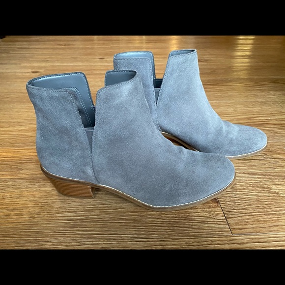 SOLD. Cole Haan Abbot Bootie Size 8 - Picture 1 of 4